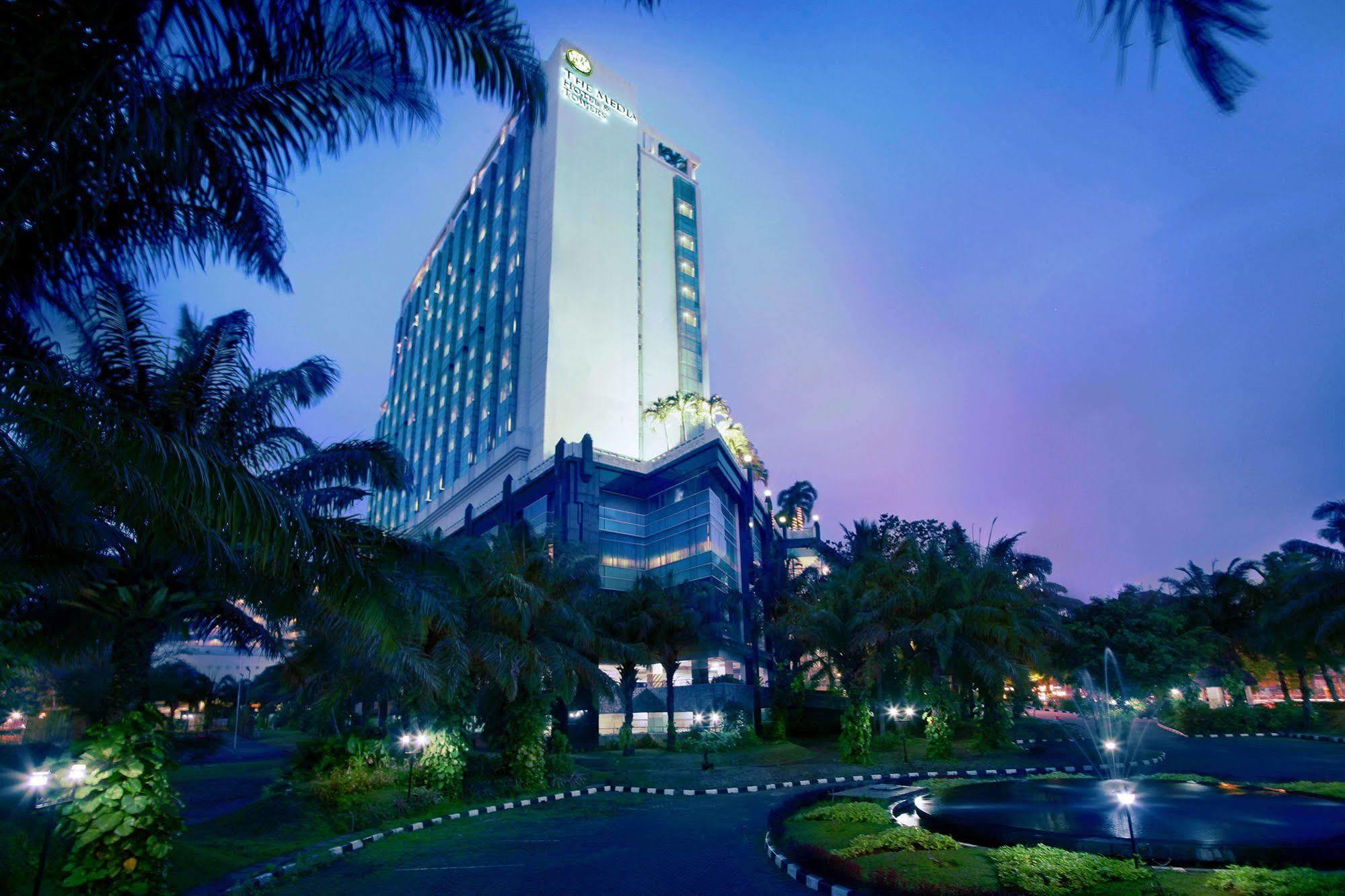 The Media Hotel & Towers 자카르타 외부 사진